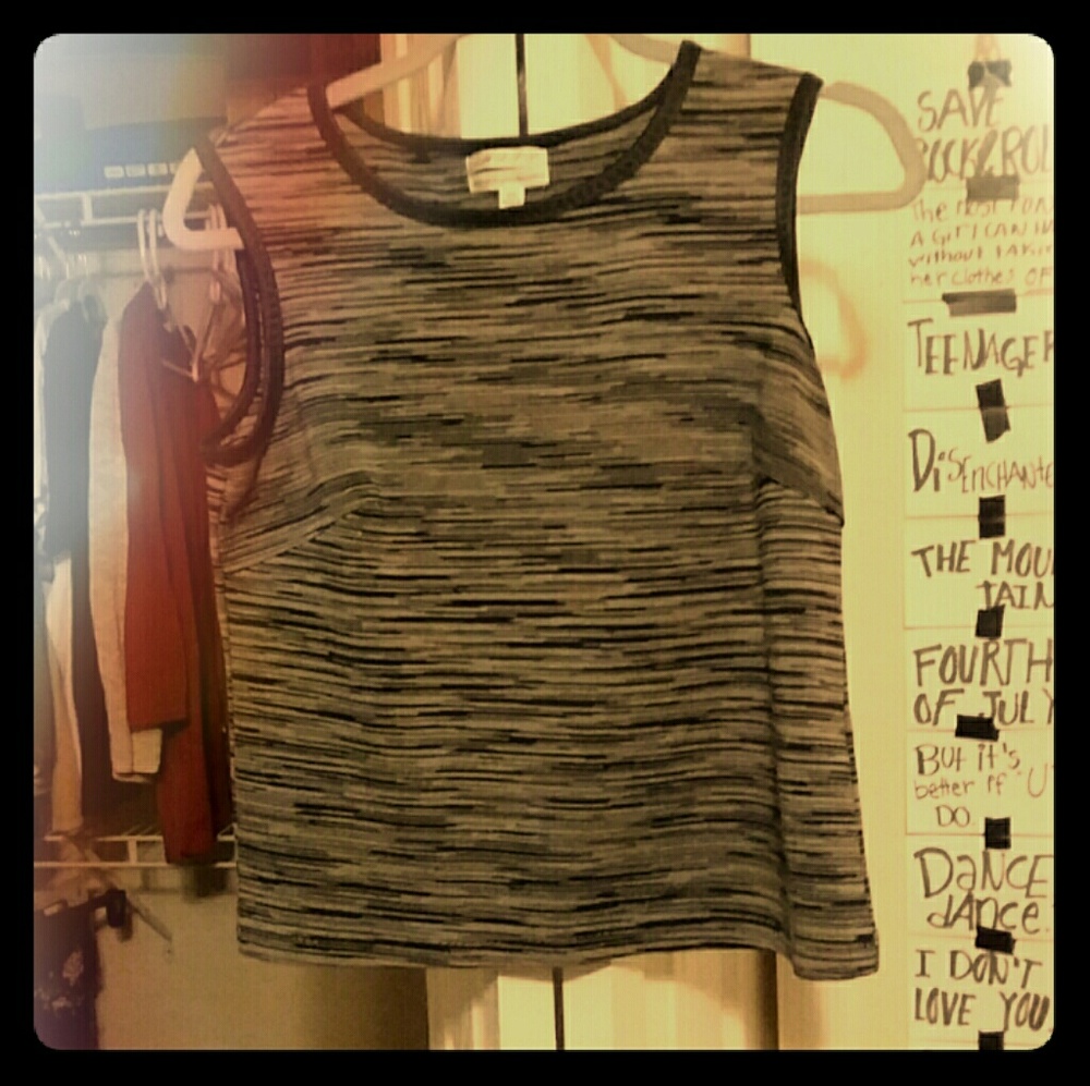 MSSP XS Sleeveless Blouse, Grey